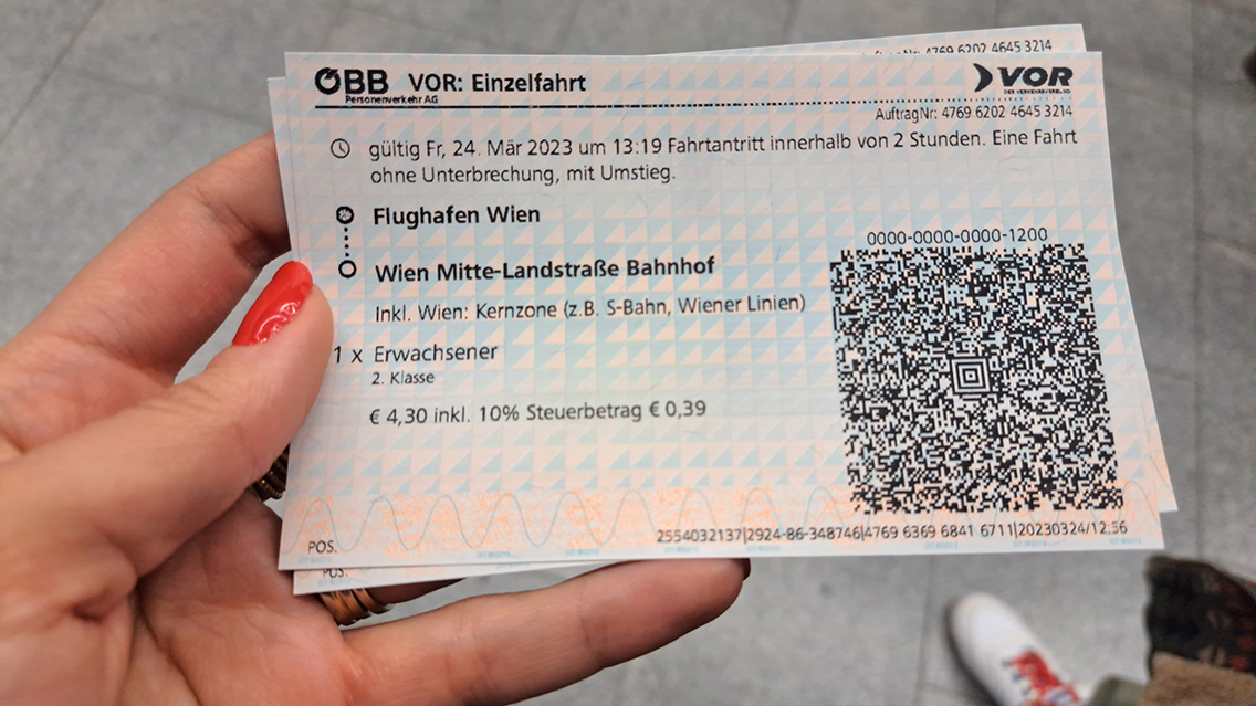 como moverse por viena