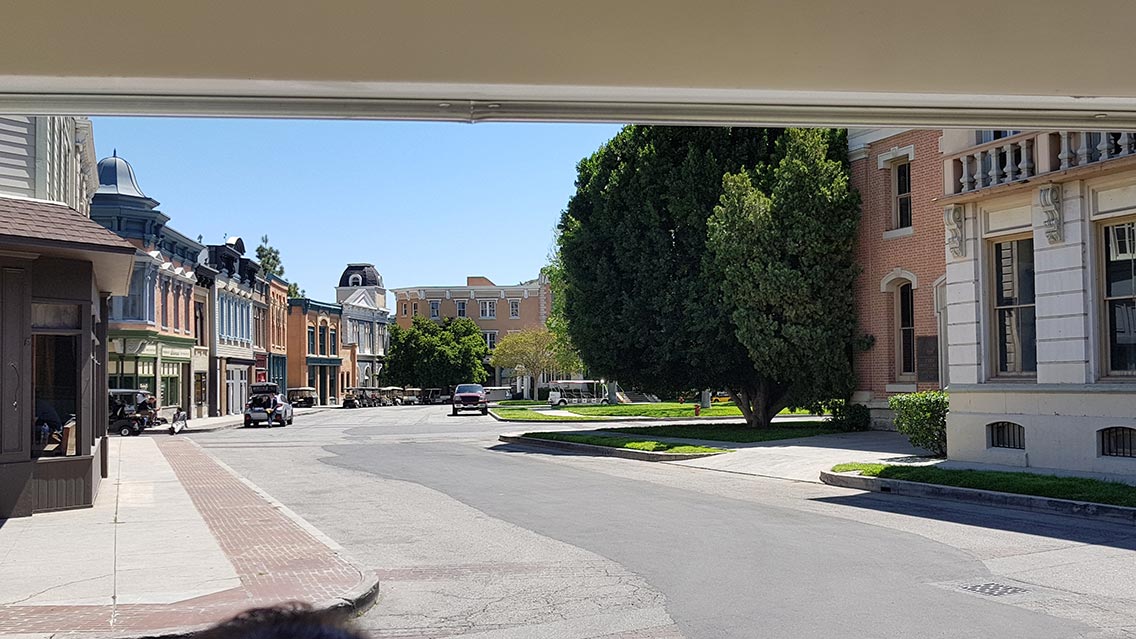 Visitarás diferentes escenarios de películas