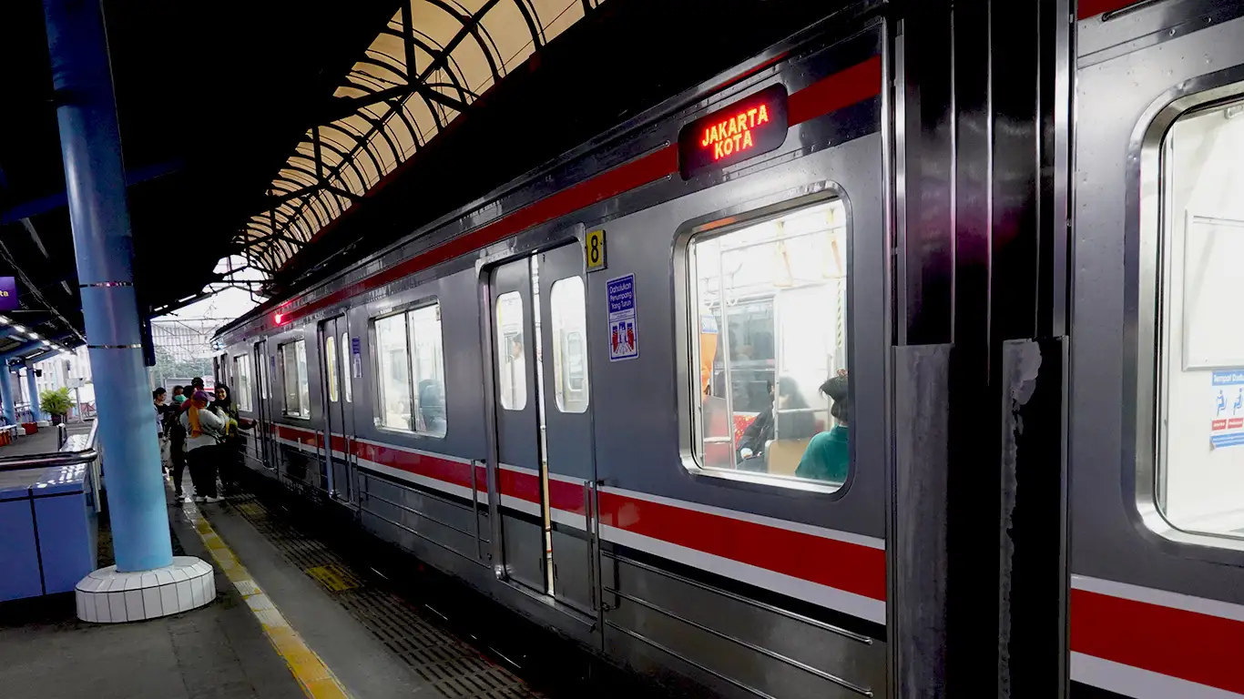 Como-moverse-por-Yakarta_