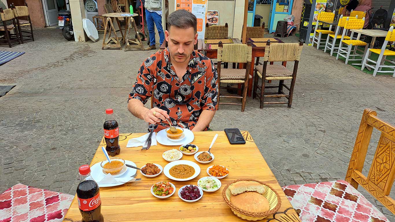 Prueba la comida típica de Marrakech en este restaurante