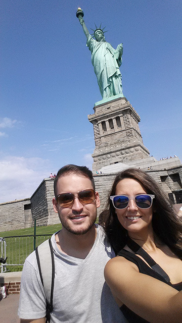 Visita uno de los monumentos más importantes como la Estatua de la Libertad