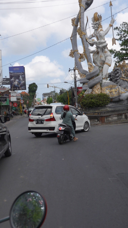 Prueba la experiencia de alquilar una moto