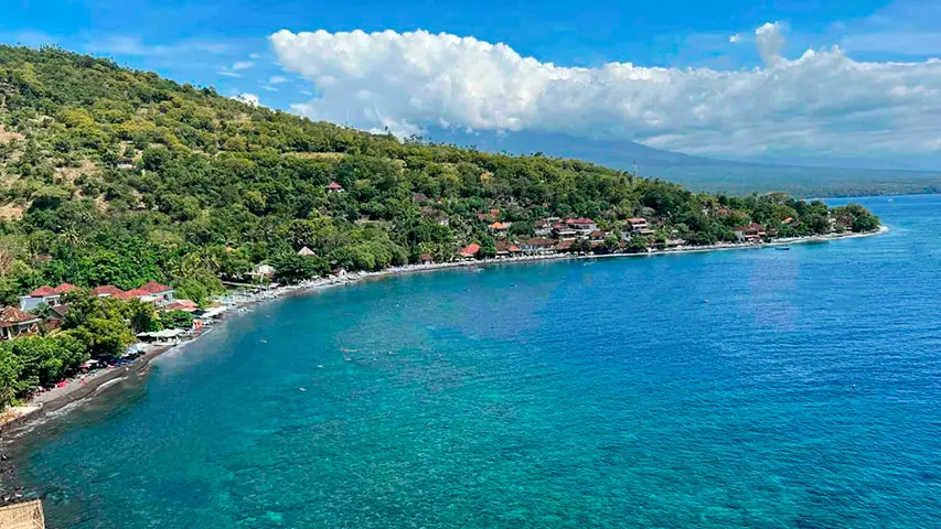 Amed, para ver las mejores playas y hacer snorkel
