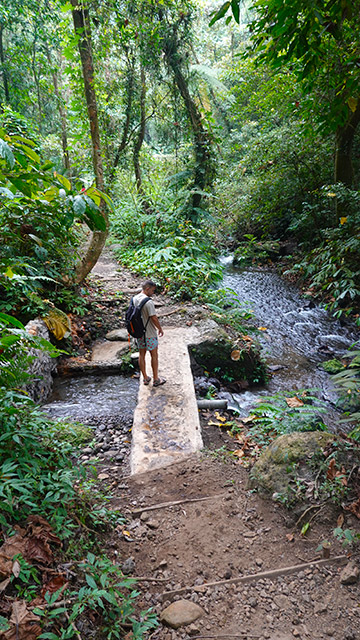 Cascadas Pucak Manik Waterfall