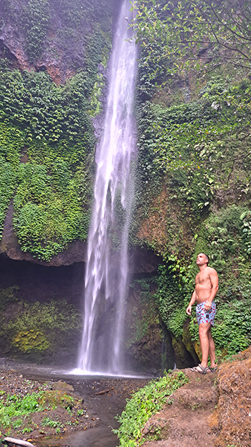 Cascadas Pucak Manik Waterfall