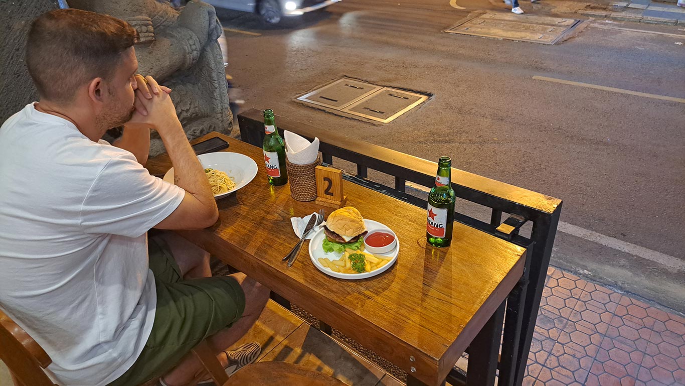 Restaurante Munchies Warung