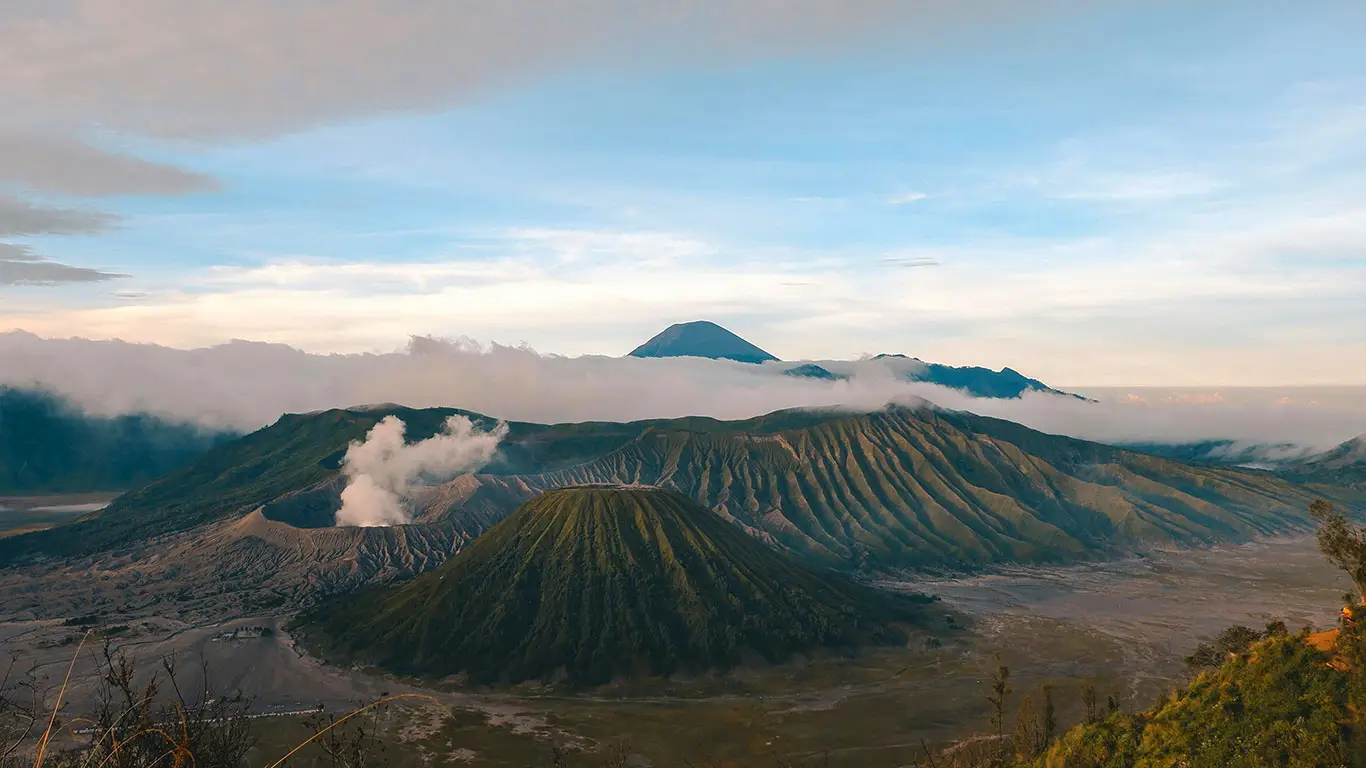 Java: la más poblada y llena de historia