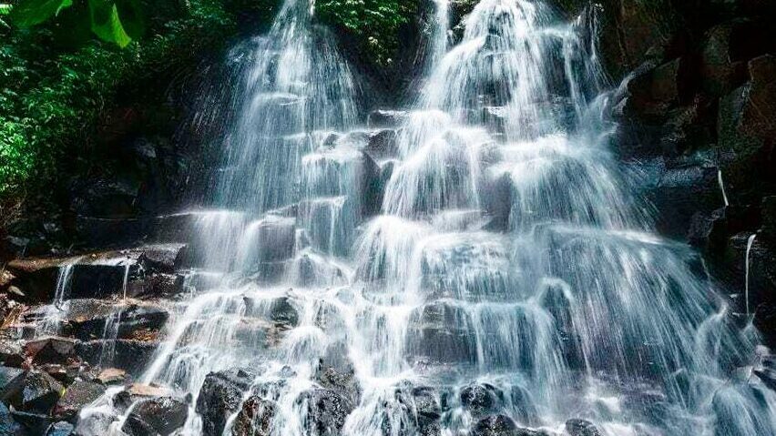 Cascada Kanto Lampo​