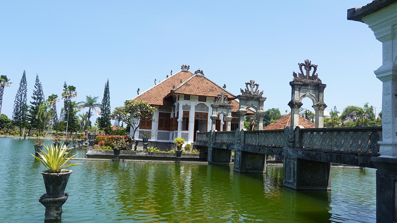 Taman Ujung Water Palace​