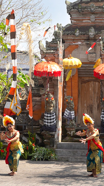 Danza balinesa, The Barong & Kris Dance, en Tagaltamu Batubulan