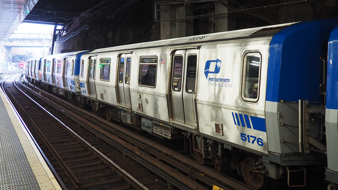 Incluye varias líneas para moverte