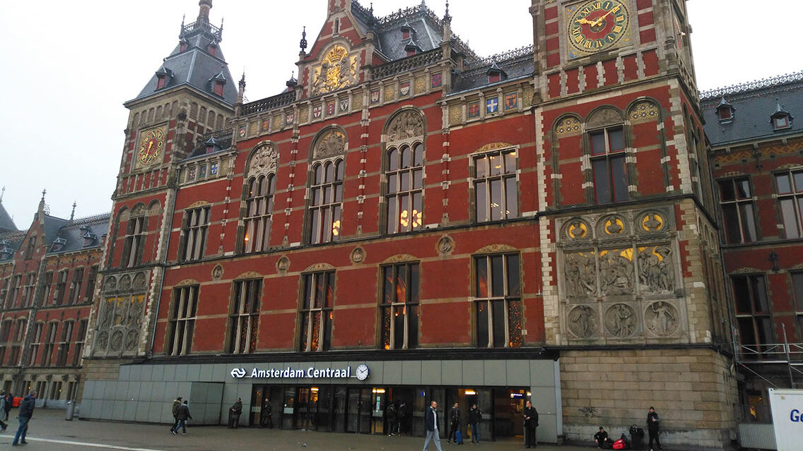 Estación central de Ámsterdam