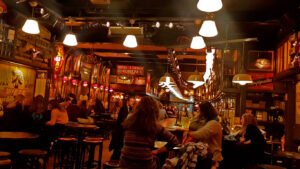 Interior de un bar de Bruselas