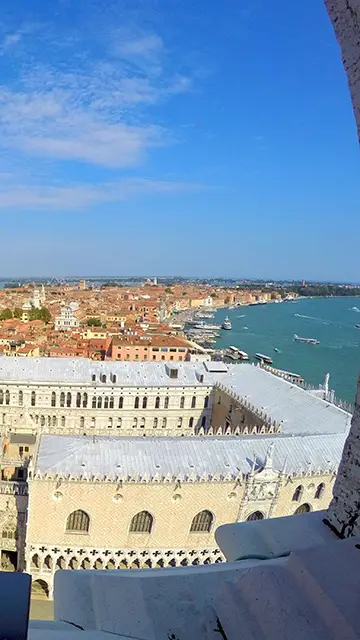 Vistas desde la torre 36'º de Venecia