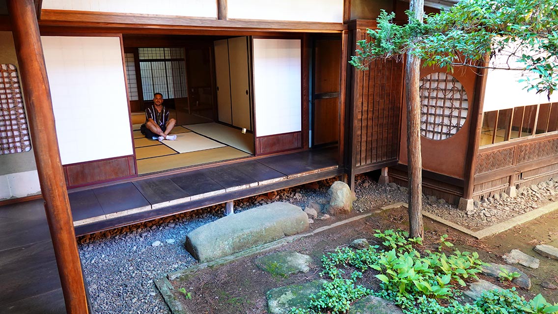 Comedor de casa de estilo japonesa