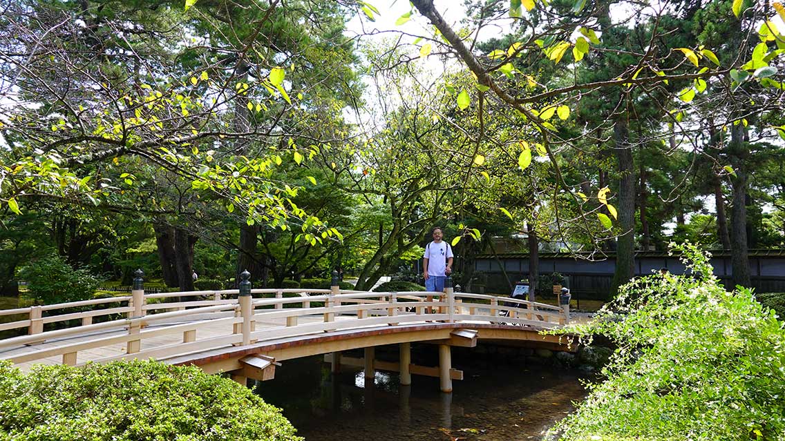 Puente en el Jardín Kenrokuen