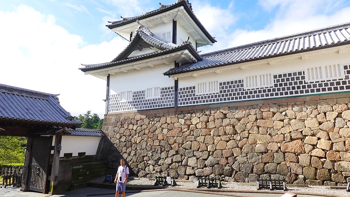 Entrada al Castillo de Kanazawa
