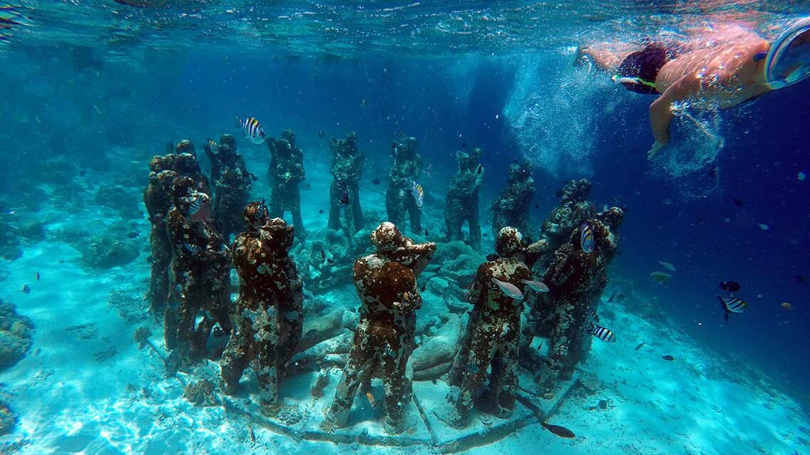 Monumento bajo del mar Jason de Caires Taylor
