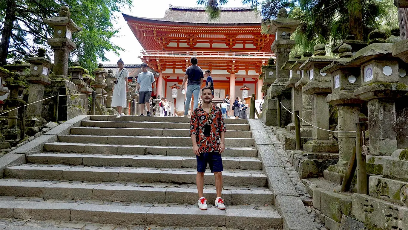 Entrada al templo Kashuga Taisha