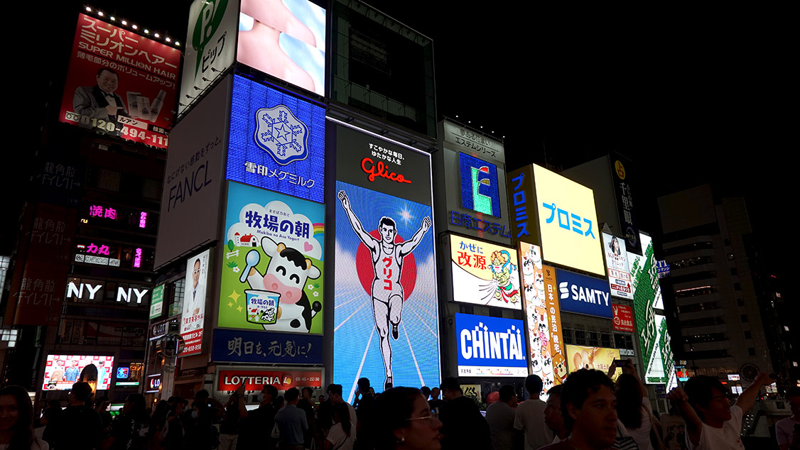 Cartel Glico Man en zona Dotonbori