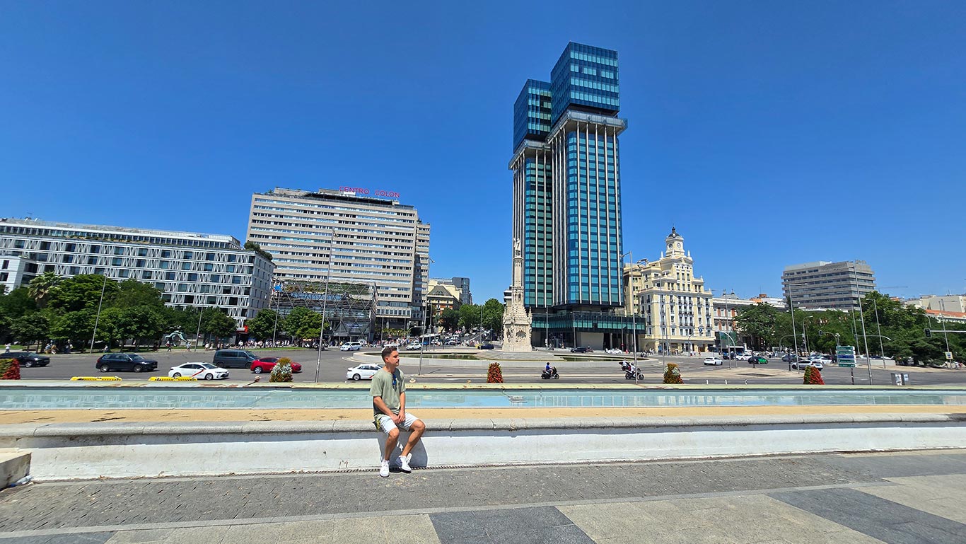 Plaza de Colón en el barrio de Salamanca