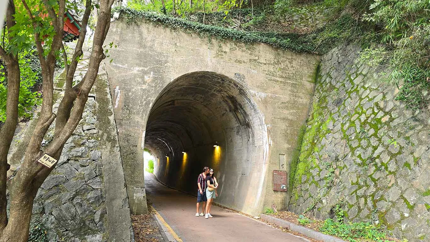 Túnel muy famoso en Jeonju por salir en muchas películas