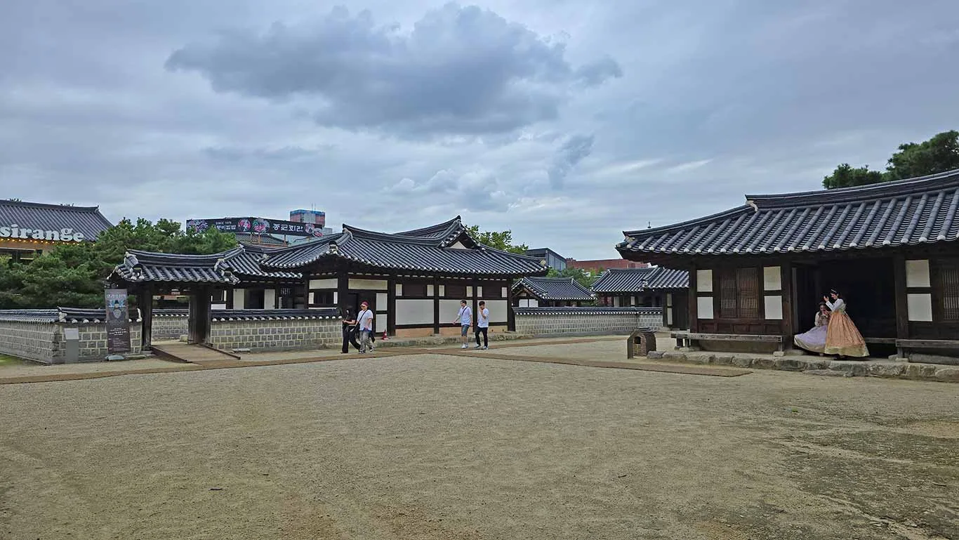 recinto del Santuario Gyeonggijeon,