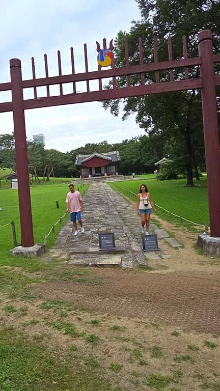 Tumbas reales de Seolleung y Jeongneung