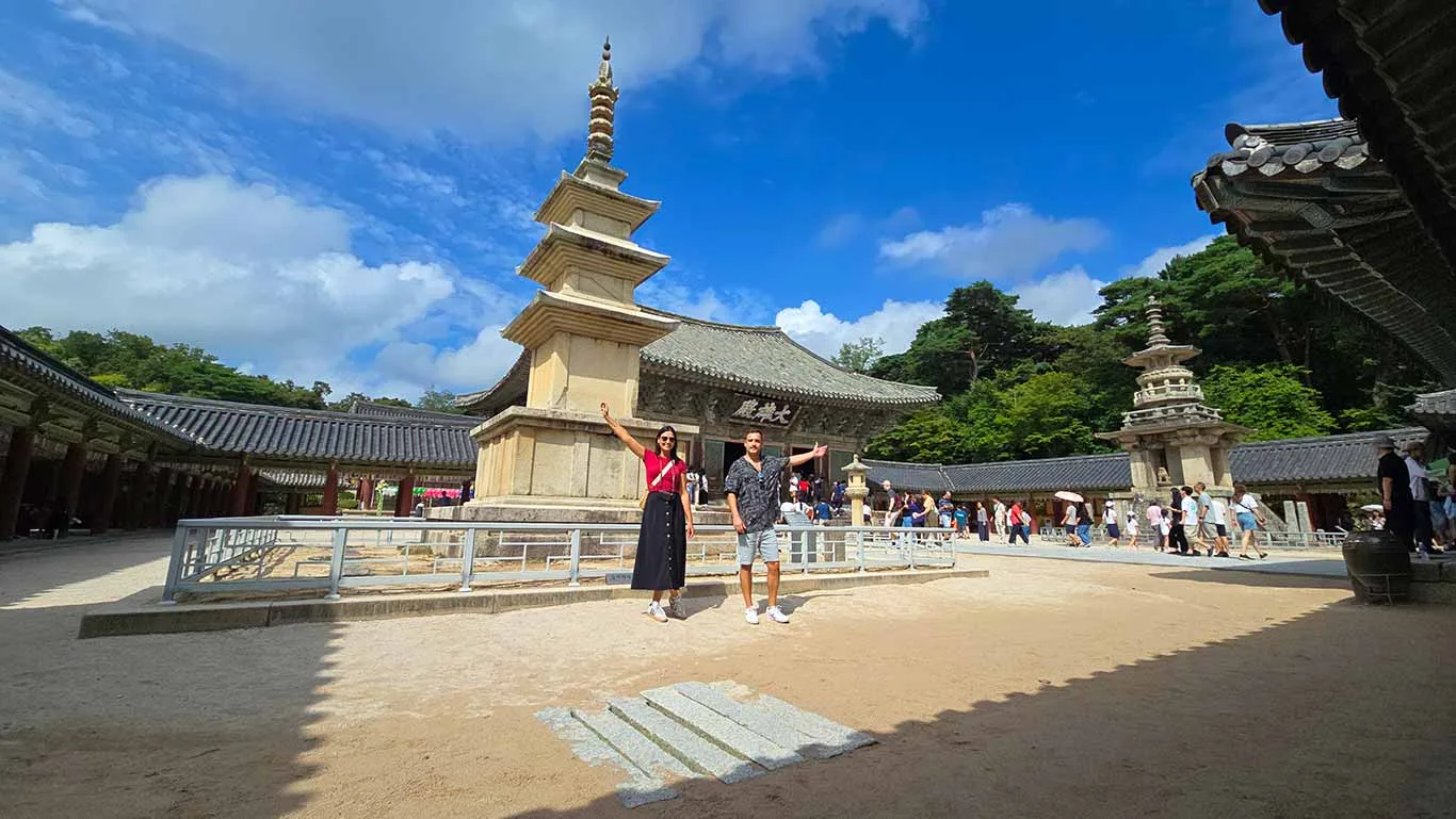 interior del recinto del templo Bulguksa