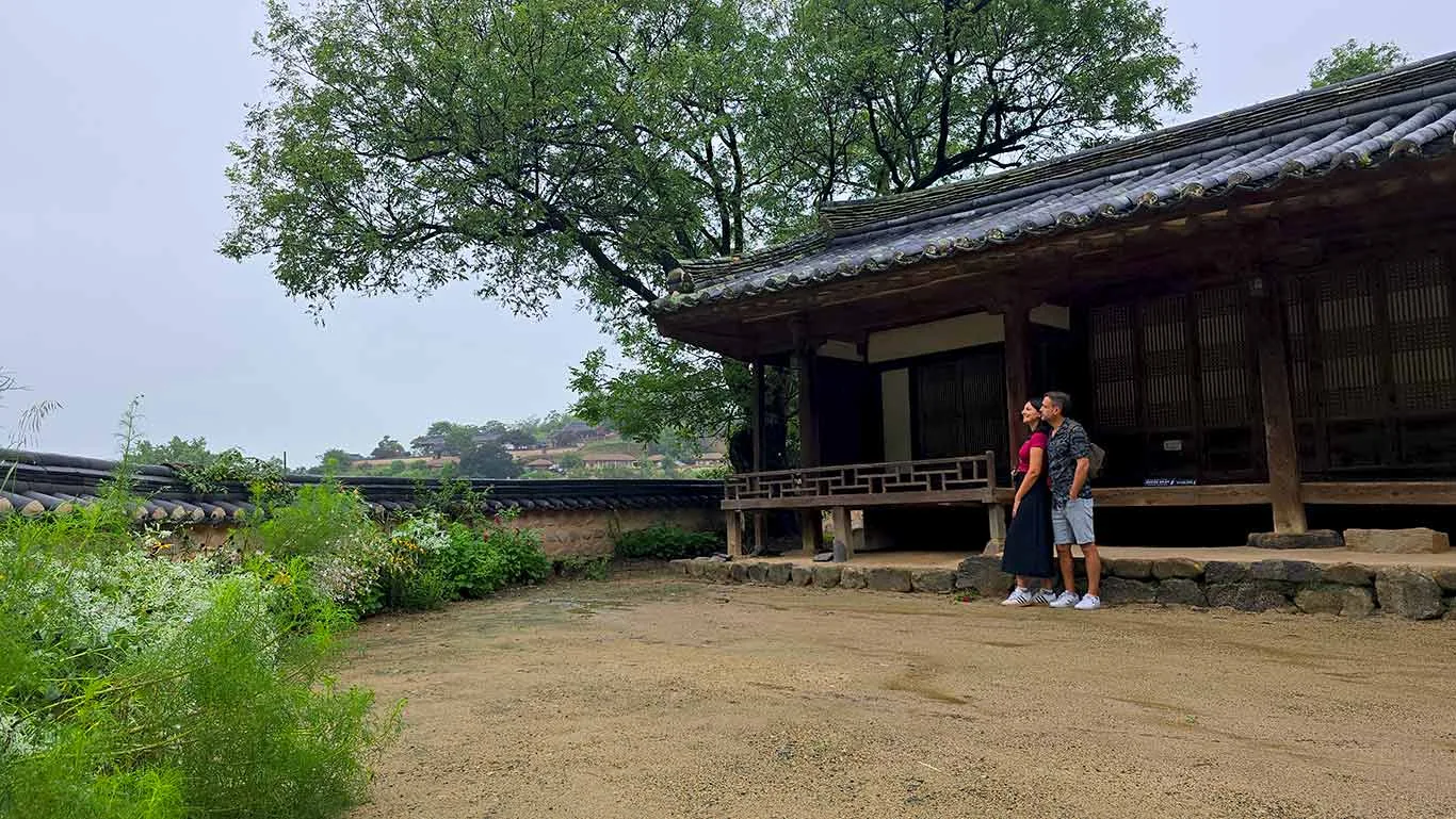 colegio antiguo de la aldea