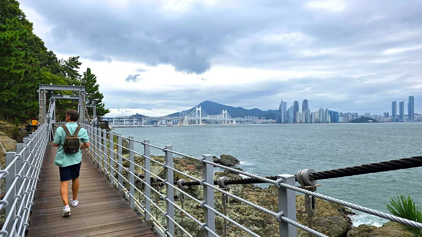 Camino por el sendero