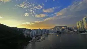 Dónde alojarse en Busan, acantilado de una playa