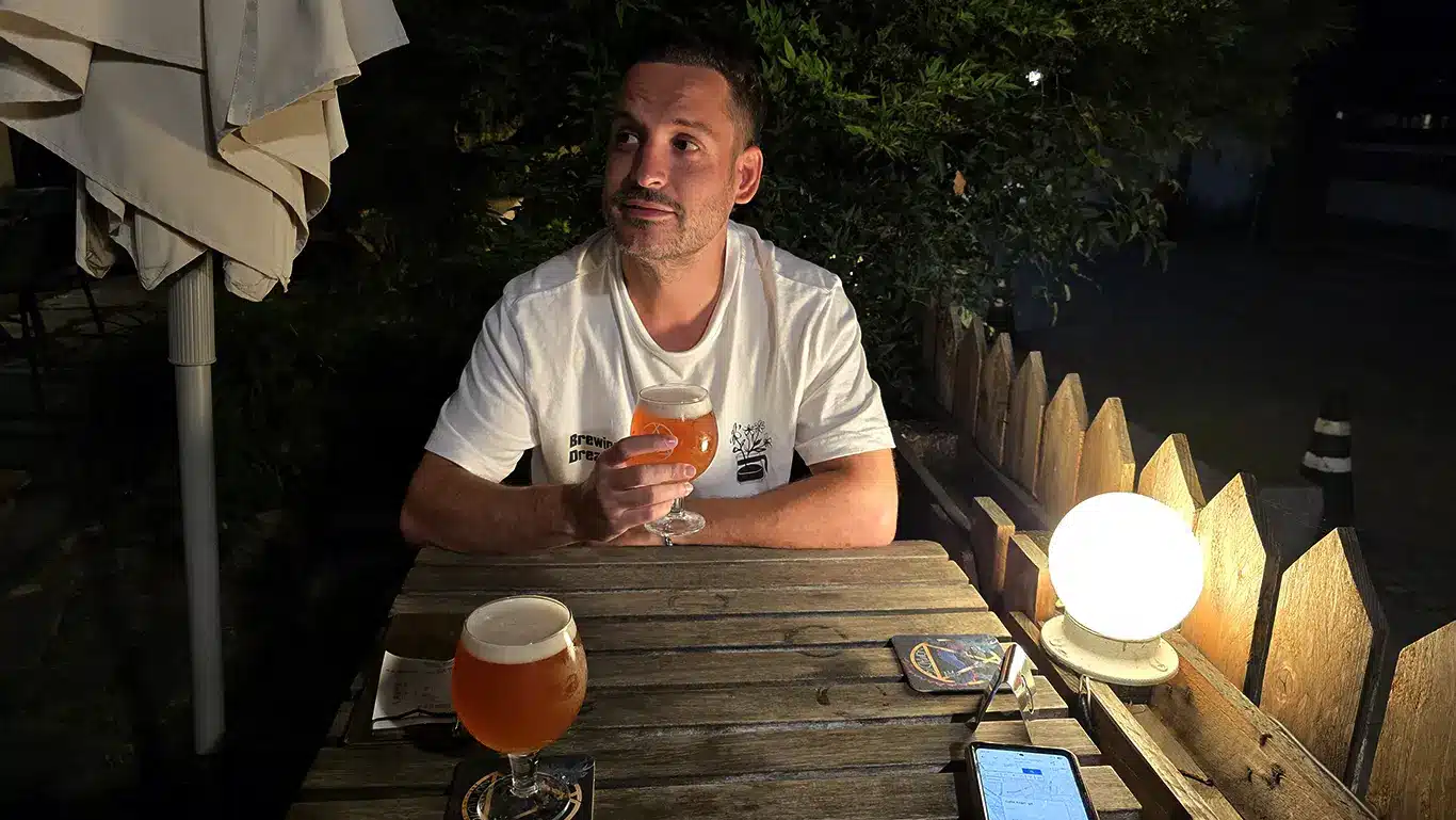 bar con cerveza artesana